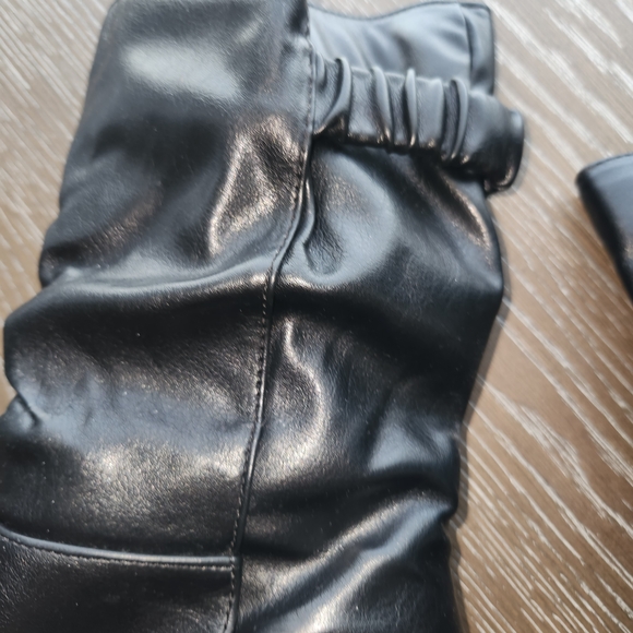 Black Heeled Boots with Chunky Stacked Heel - Picture 4 of 8